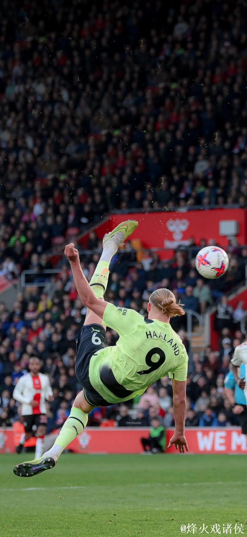 那一刻哈兰德被瓜迪奥拉灵魂附体,远程遥控哈兰德头球破门 那一刻哈兰德被瓜迪奥拉灵魂附体,远程遥控哈兰德头球破门