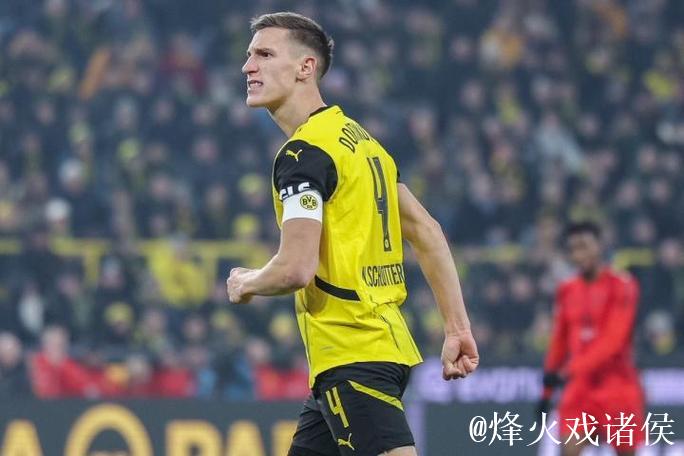 施洛特贝克:开场我们踢得极其松散;替补球员几 施洛特贝克:开场我们踢得极其松散;替补球员几