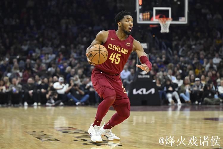 米切尔33分骑士大胜太阳 老鹰惜败尼克斯三连胜告终