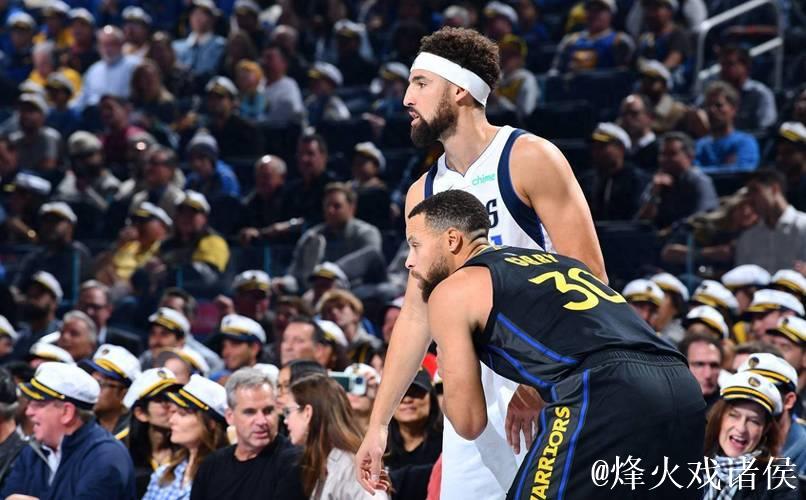 库里爆发砍下39分,汤普森对阵老东家贡献22分,勇士惊险击败独行侠 库里爆发砍下39分,汤普森对阵老东家贡献22分,勇士惊险击败独行侠